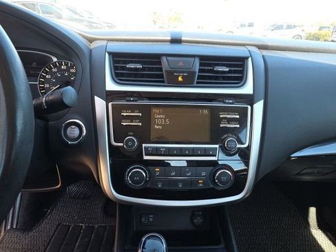 Used 2018 Nissan Altima 2.5 SR image 18