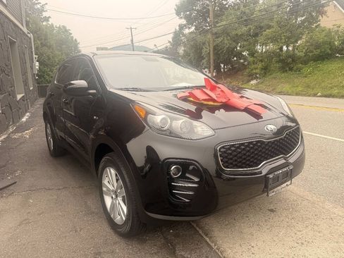 Used 2019 Kia Sportage LX AWD/4WD image 4