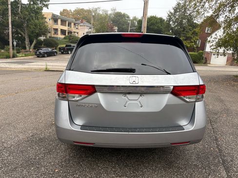 Used 2017 Honda Odyssey EX image 8
