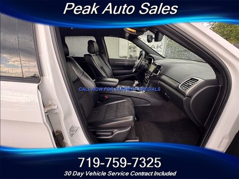 Used 2022 Jeep Grand Cherokee Laredo X AWD/4WD image 28