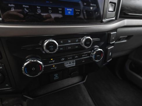 Used 2024 Ford F150 XLT AWD/4WD image 17