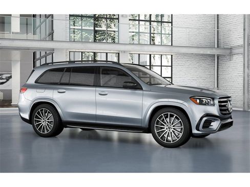 New 2025 Mercedes-Benz GLS 580 4MATIC image 13