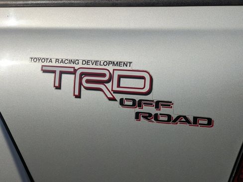 Used 2009 Toyota Tacoma PreRunner image 18