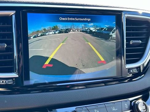 New 2026 Chrysler Voyager LX FWD image 28