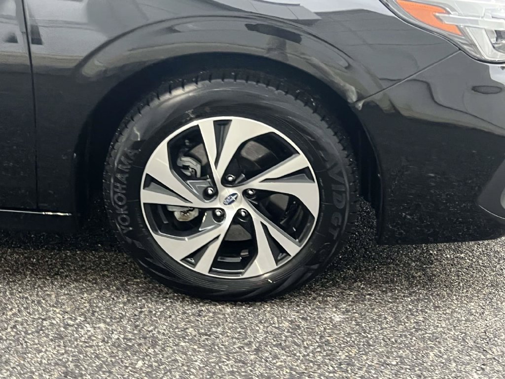 Certified 2025 Subaru Legacy Premium AWD/4WD image 6