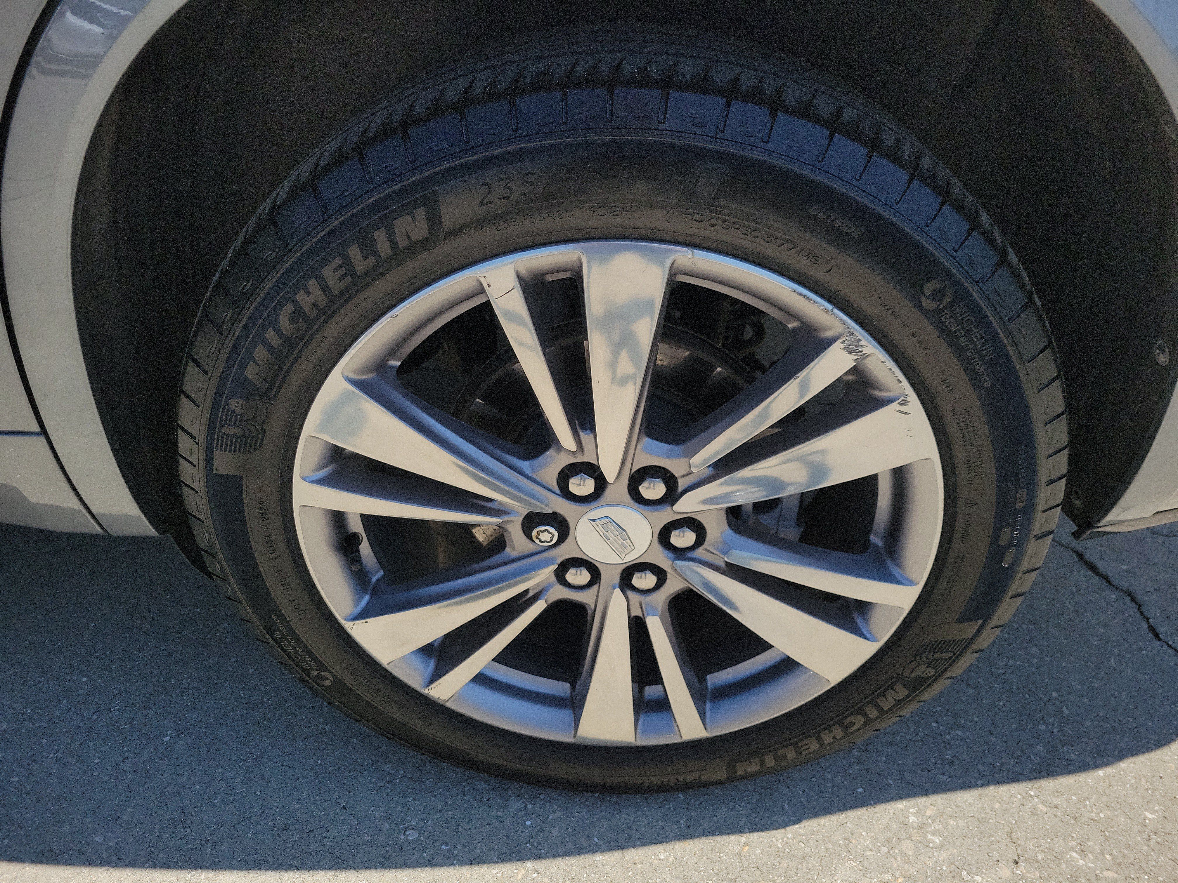Certified 2024 Cadillac XT6 Premium Luxury w/ Technology Package AWD/4WD image 39