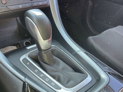 Used 2016 Ford Fusion Titanium image 5