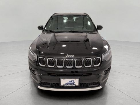 Used 2023 Jeep Compass Limited AWD/4WD image 14
