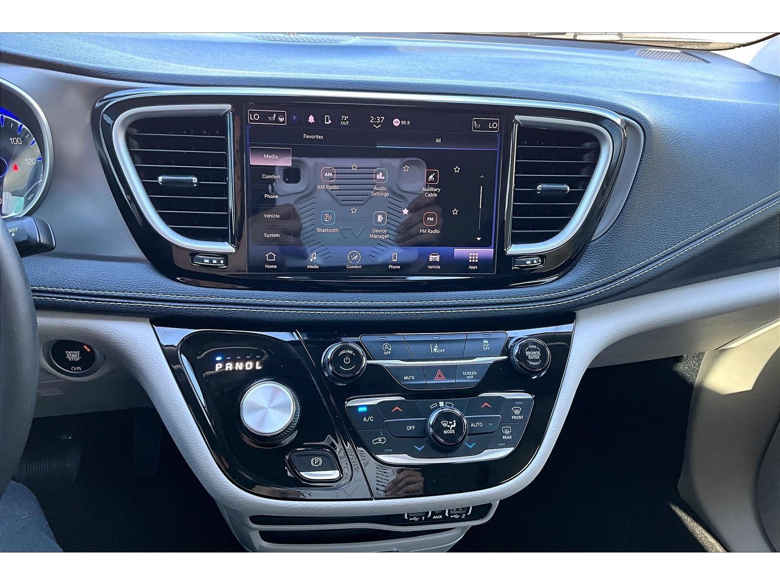 Certified 2022 Chrysler Pacifica Touring-L FWD image 25