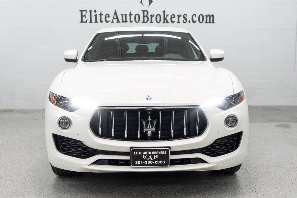 Used 2023 Maserati Levante GT AWD/4WD image 3