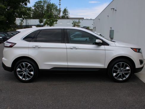 Used 2016 Ford Edge Titanium w/ Equipment Group 301A AWD/4WD image 34