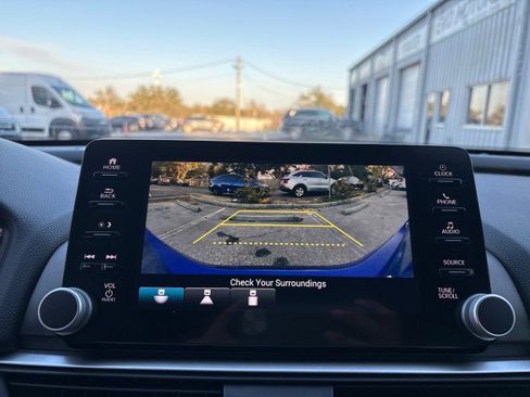 Used 2021 Honda Accord Sport image 21
