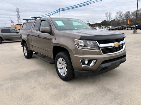Used 2016 Chevrolet Colorado LT w/ LT Convenience Package image 4