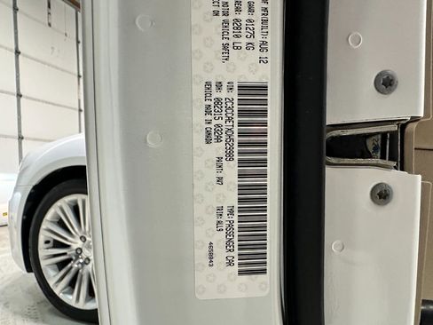 Used 2013 Chrysler 300 C w/ Light Group image 27