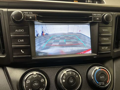 Used 2017 Toyota RAV4 LE w/ Carpet Mat Package image 19