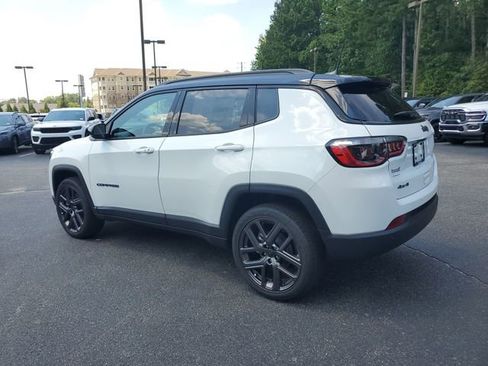 New 2025 Jeep Compass Limited w/ Sun & Sound Group image 4