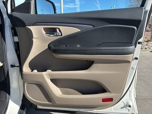 Used 2017 Honda Pilot EX-L image 25