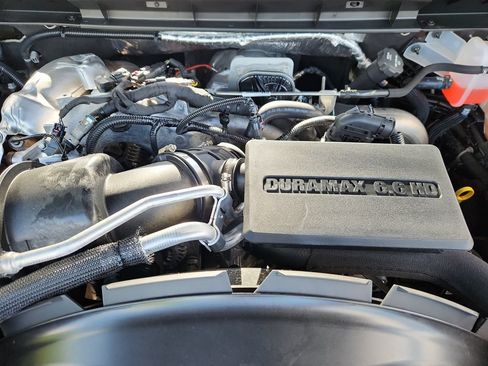Used 2024 Chevrolet Silverado 2500 High Country w/ High Country Premium Package AWD/4WD image 15