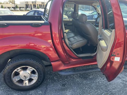 Used 2004 Ford Explorer Sport Trac XLT image 11