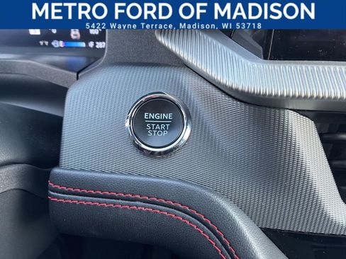 Used 2025 Ford Explorer ST image 35