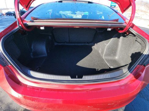 Used 2018 Chevrolet Malibu LT image 18