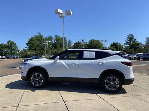 Used 2024 Chevrolet Blazer LT w/ Convenience Package FWD image 7