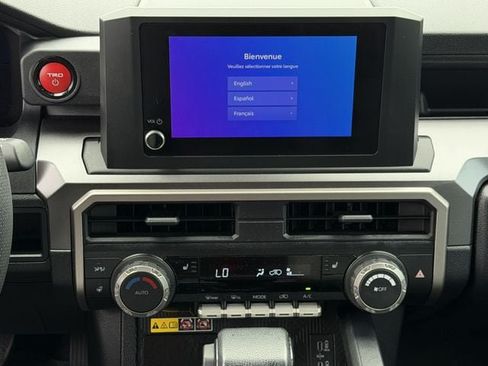 Certified 2025 Toyota 4Runner 4WD image 17