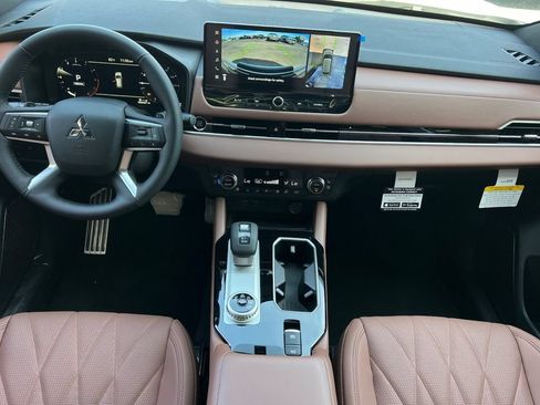 New 2026 Mitsubishi Outlander SEL FWD image 14