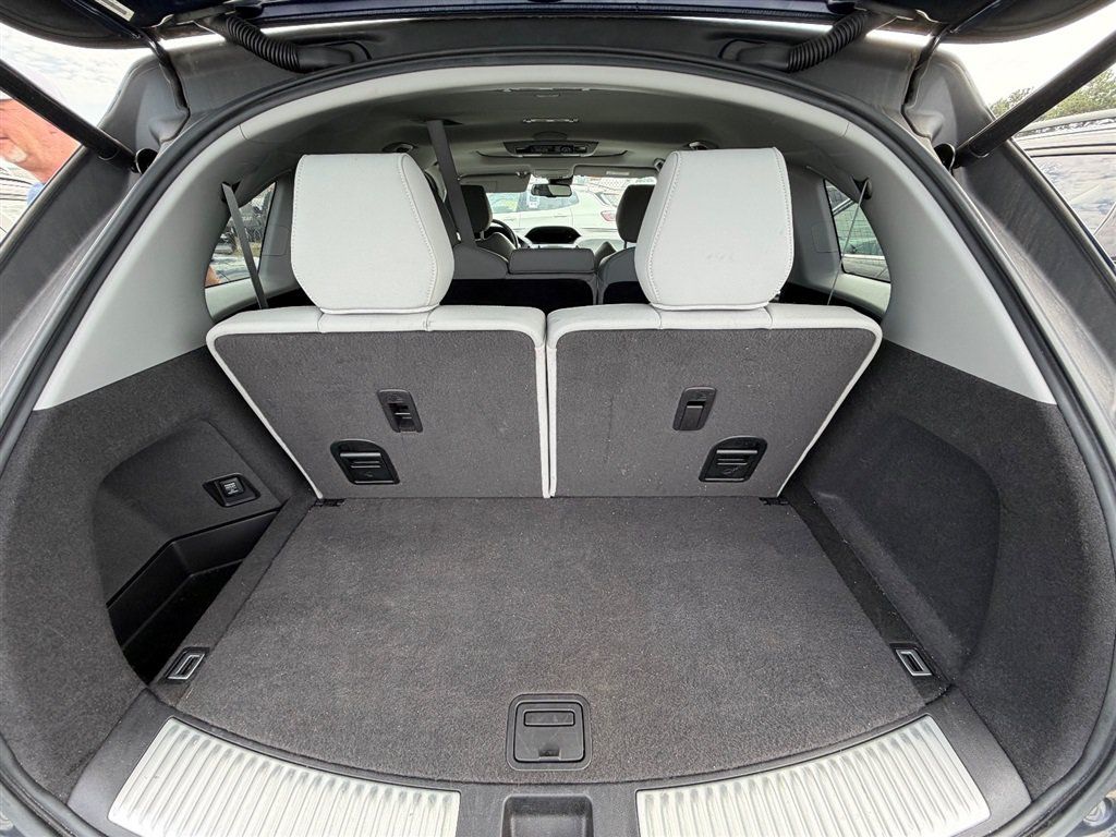 Used 2015 Acura MDX w/ Tech & Entertainment Pkg AWD/4WD image 8
