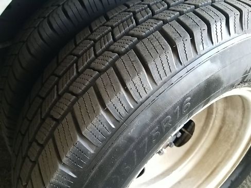 Used 2015 Ford E-450 and Econoline 450 Super Duty w/ Power Windows & Locks Group image 32