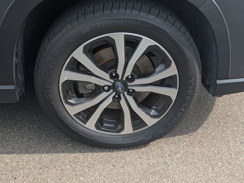 Used 2023 Subaru Forester Limited AWD/4WD image 15