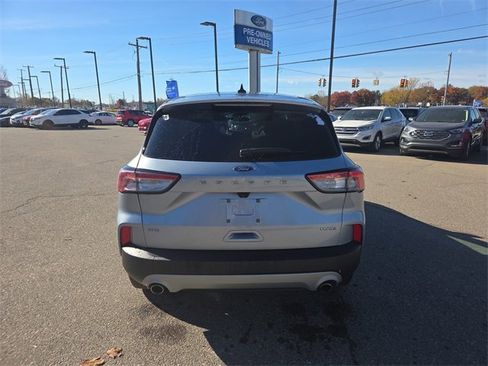 Certified 2022 Ford Escape SE w/ Convenience Package image 5