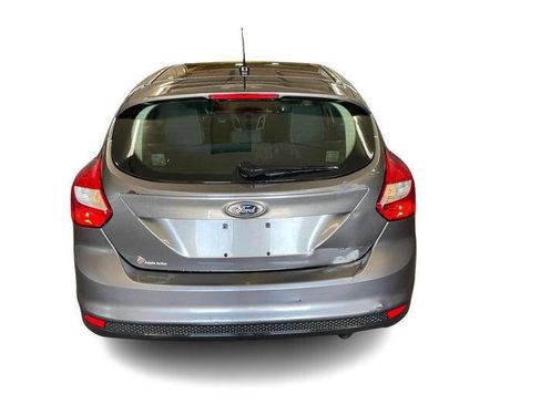 Used 2012 Ford Focus SE image 4
