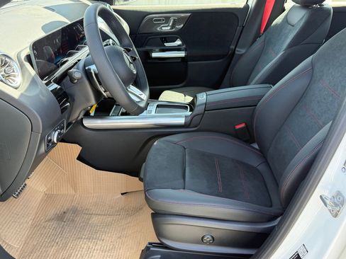 New 2026 Mercedes-Benz GLA 35 AMG 4MATIC image 19