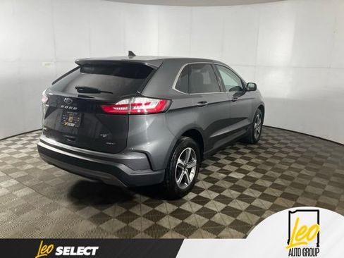 Used 2024 Ford Edge SEL w/ Convenience Package AWD/4WD image 6