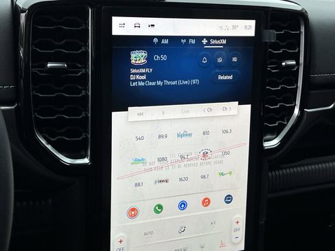 New 2025 Ford Ranger Lariat w/ FX4 Off-Road Package image 18