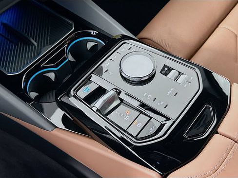 New 2026 BMW i5 M60 w/ Premium Package AWD/4WD image 15