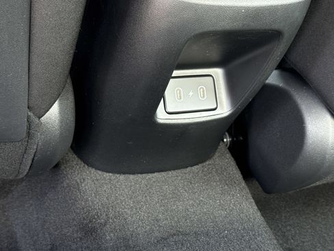 New 2026 Hyundai Elantra SE FWD image 13