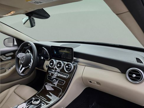 Used 2021 Mercedes-Benz C 300 Sedan image 26