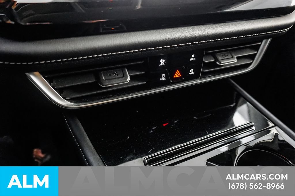 Used 2025 Volkswagen Atlas SE FWD image 39