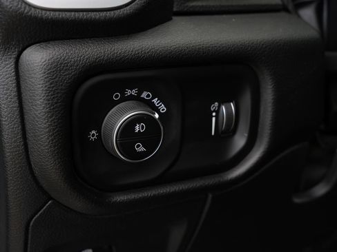 Used 2023 RAM 1500 Lone Star AWD/4WD image 14