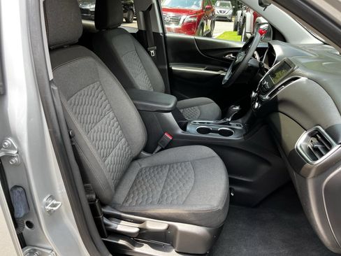Used 2021 Chevrolet Equinox LT image 23