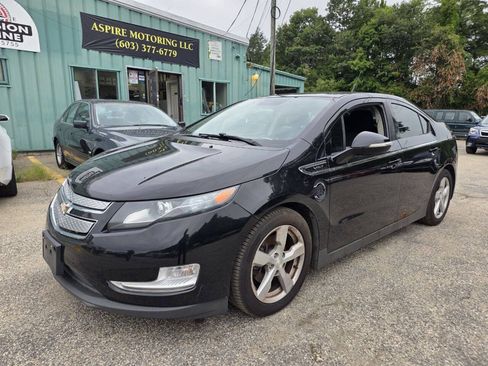 Used 2013 Chevrolet Volt FWD image 3