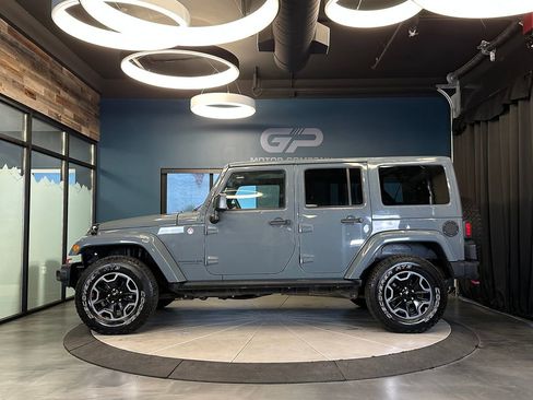 Used 2015 Jeep Wrangler Unlimited Rubicon AWD/4WD image 6