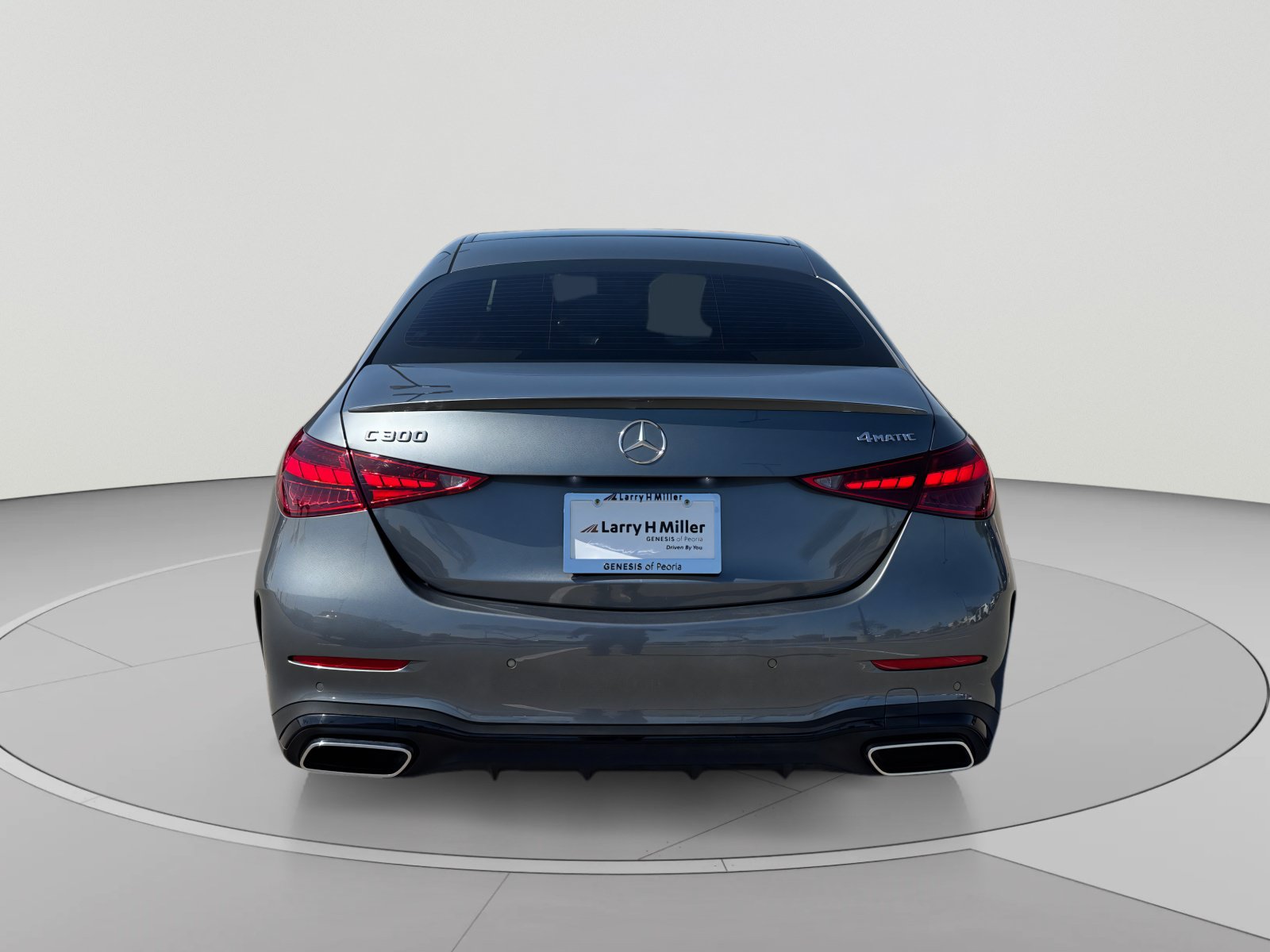 Used 2024 Mercedes-Benz C 300 4MATIC Sedan image 4