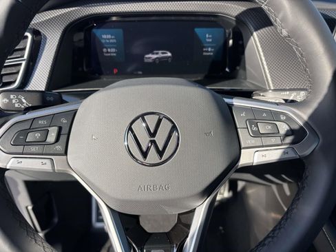 New 2026 Volkswagen Atlas Cross Sport SEL R-Line AWD/4WD image 17