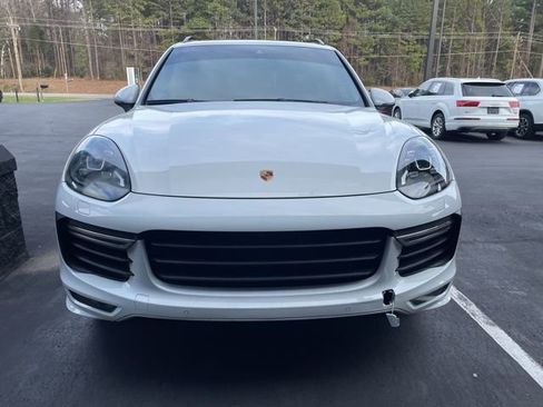 Used 2017 Porsche Cayenne GTS image 3