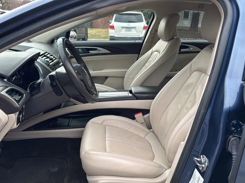 Used 2018 Lincoln MKZ Select w/ Select Plus Package image 10