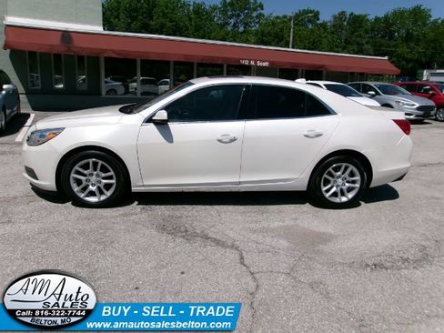 Used 2013 Chevrolet Malibu Eco w/ Power Convenience Package FWD image 3