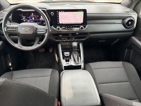 Used 2024 Chevrolet Colorado Trail Boss image 24